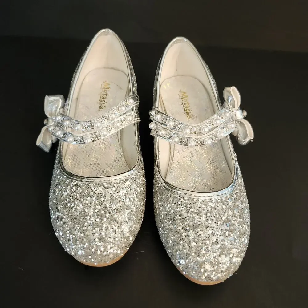 Girls Motasha Low Heel Dress Shoes Silver Glitter Pumps Sz 1 M Pearls & Beads